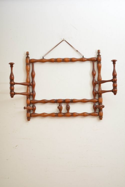 TURN OF THE CENTURY COAT RACK COAT HOOKS - ADDITIONAL PHOTO 3