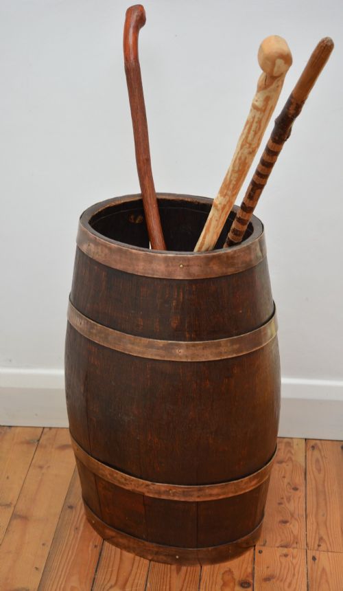 VICTORIAN OAK COUNTRY HOUSE COOPERED BARREL UMBRELLA STAND - ADDITIONAL PHOTO 4