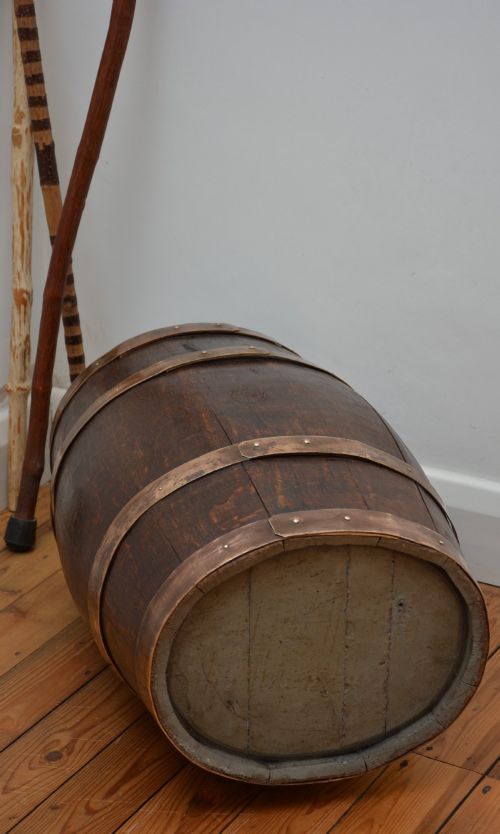 VICTORIAN OAK COUNTRY HOUSE COOPERED BARREL UMBRELLA STAND - ADDITIONAL PHOTO 11