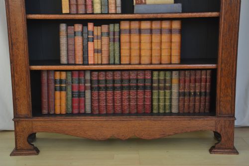 ARTS AND CRAFTS SOLID OAK OPEN BOOKCASE WITH HEIGHT ADJUSTABLE SHELVES - ADDITIONAL PHOTO 6