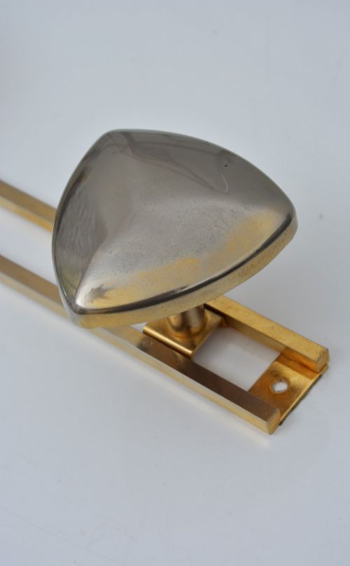 ART DECO COAT HOOKS SHIELD SHAPED GOLD AND SILVER METAL - ADDITIONAL PHOTO 6