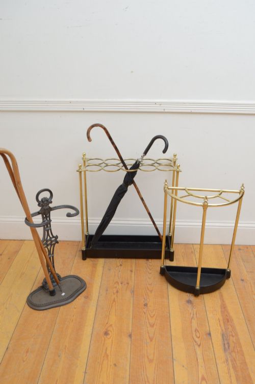 LARGE VICTORIAN BRASS UMBRELLA STAND IN GOOD HOME READY CONDITION - ADDITIONAL PHOTO 6
