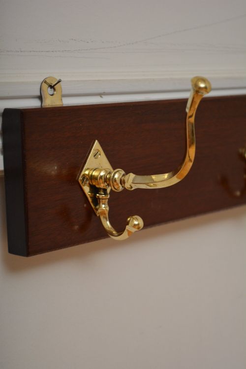 AESTHETIC MOVEMENT COAT HOOKS COAT RACK BRASS AND MAHOGANY - ADDITIONAL PHOTO 5