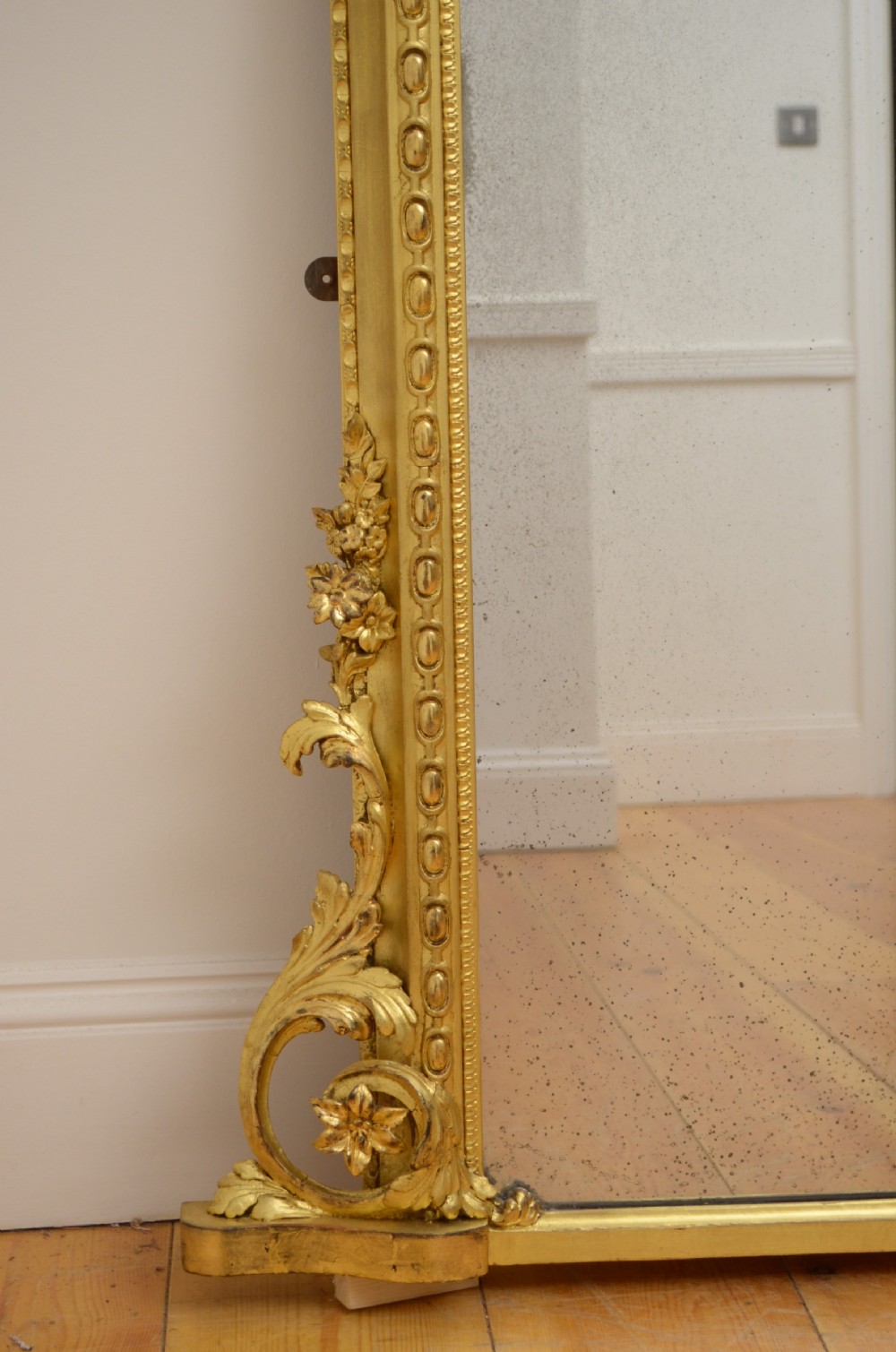 Superb Victorian Gilt Overmantel Mirror Wall Mirror  View III