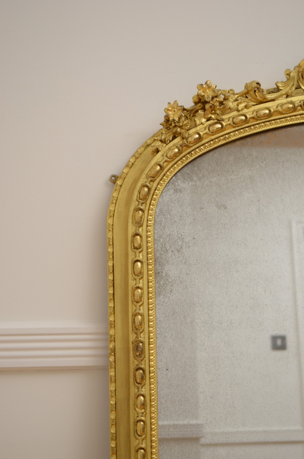 Superb Victorian Gilt Overmantel Mirror Wall Mirror  View IV