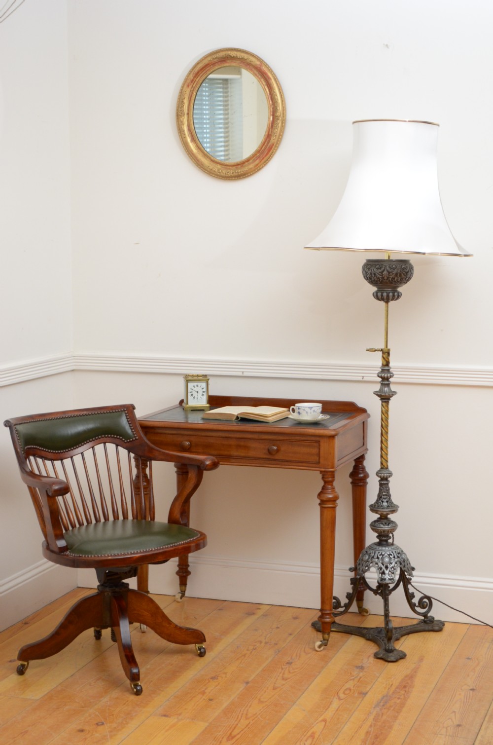 Early XXth Century Swivel Office chair View XI