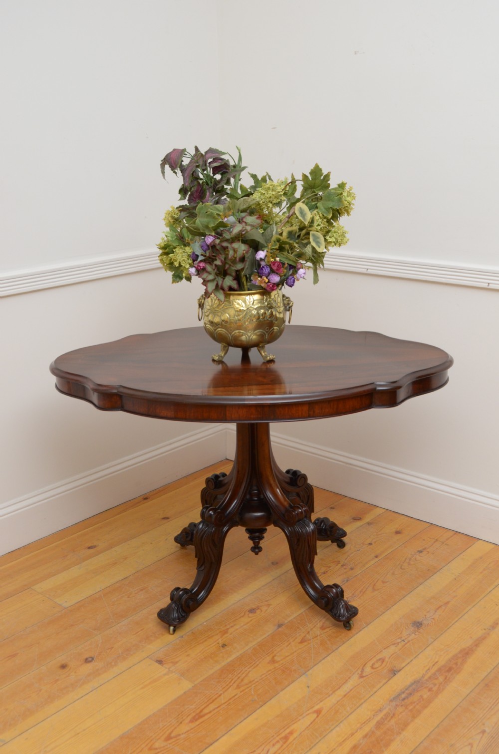 Superb Victorian Rosewood Centre Table View X