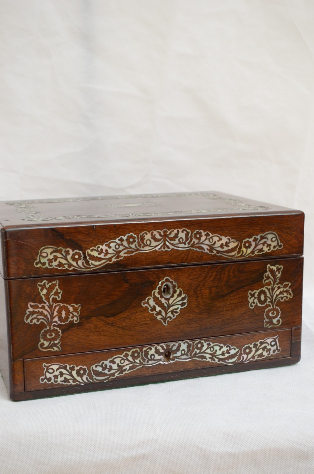 Superb Early Victorian Jewellery Box Vanity Box View X