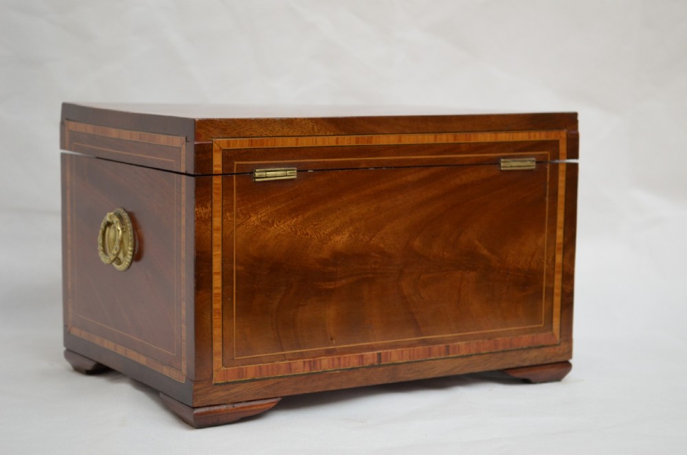 Georgian Mahogany Jewellery Box with Tray View IX