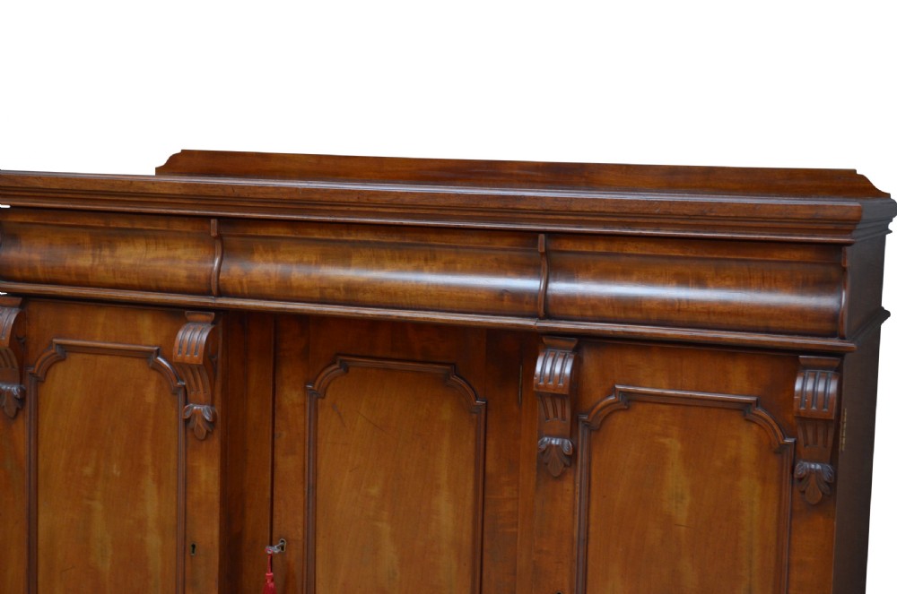 Fine and Elegant Victorian Mahogany Sideboard  View V
