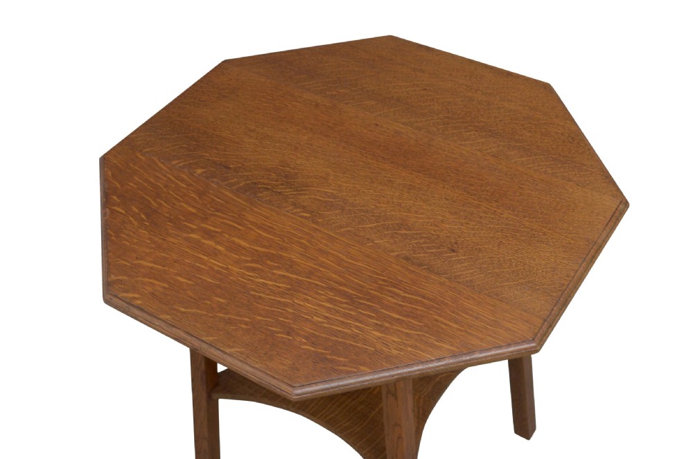 Stylish Arts and Crafts solid Oak table in the manner of Liberty & Co. View V