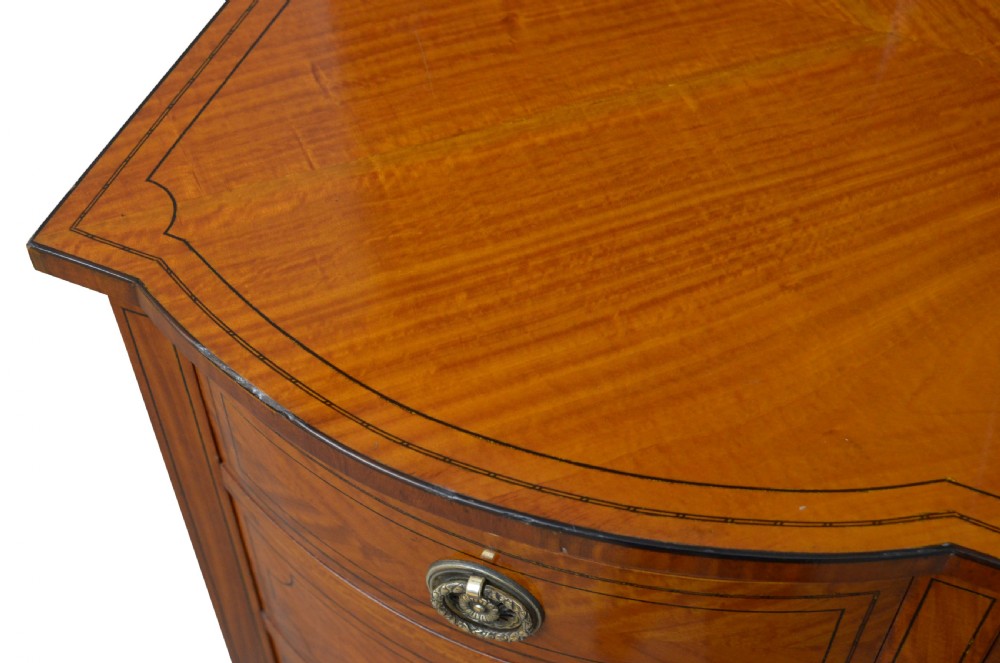 Edwardian Satinwood Dressing Table
 View XII
