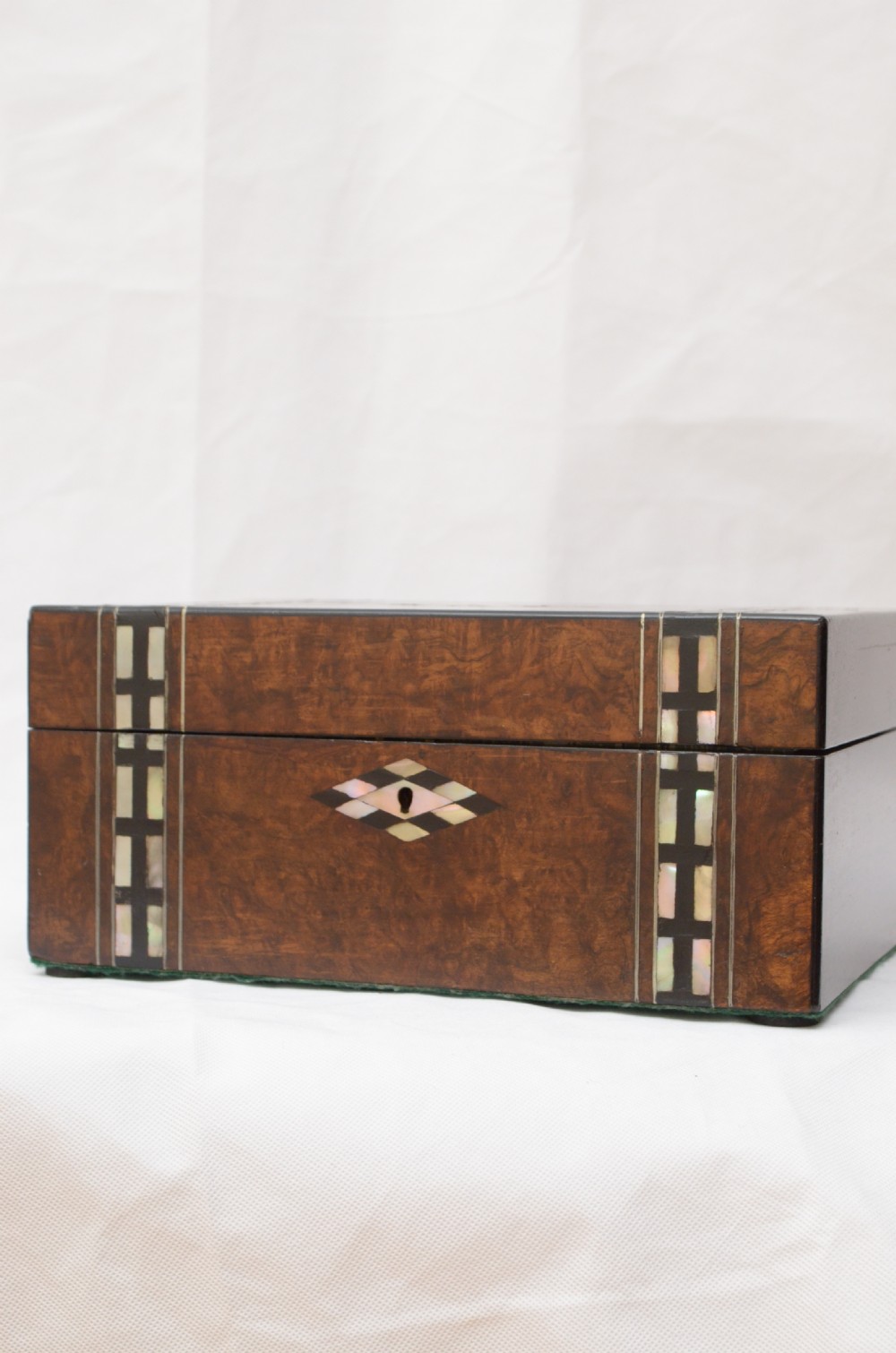 Victorian Walnut and Inlaid Jewellery Box Sewing Box with Tray View VIII
