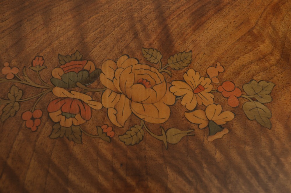 Victorian Figured Walnut and Inlaid Jewellery Box with a Tray View VIII