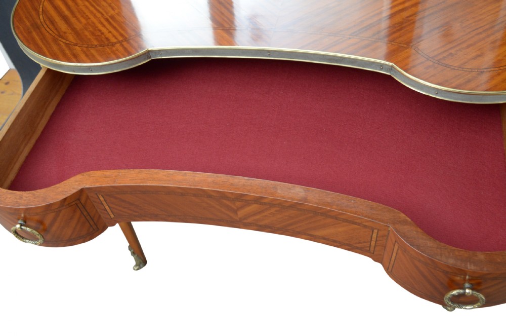 Turn of the Century Satinwood Dressing Table View XIV