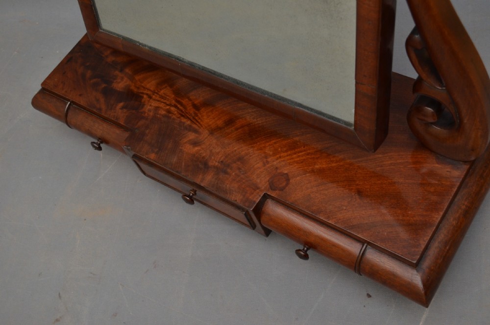 William IV Dressing Mirror in Mahogany View V