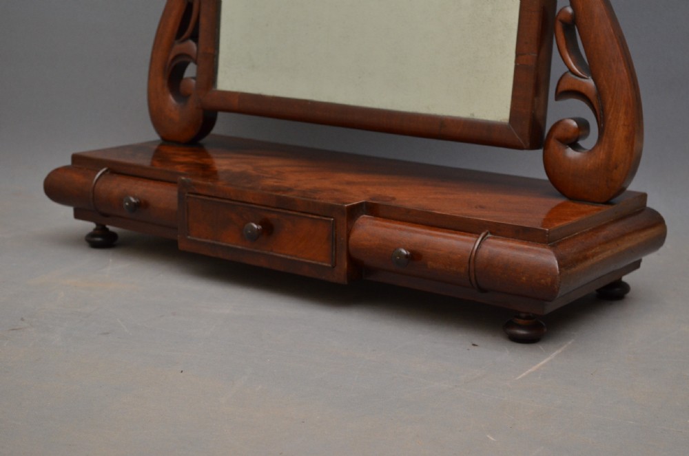 William IV Dressing Mirror in Mahogany View VI