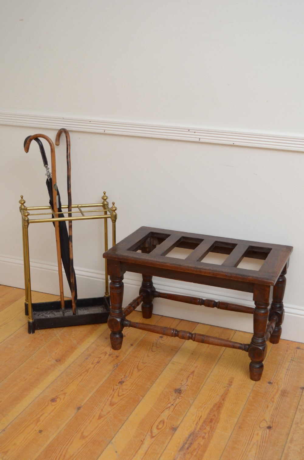James Shoolbred Luggage Rack Hall Bench View XI