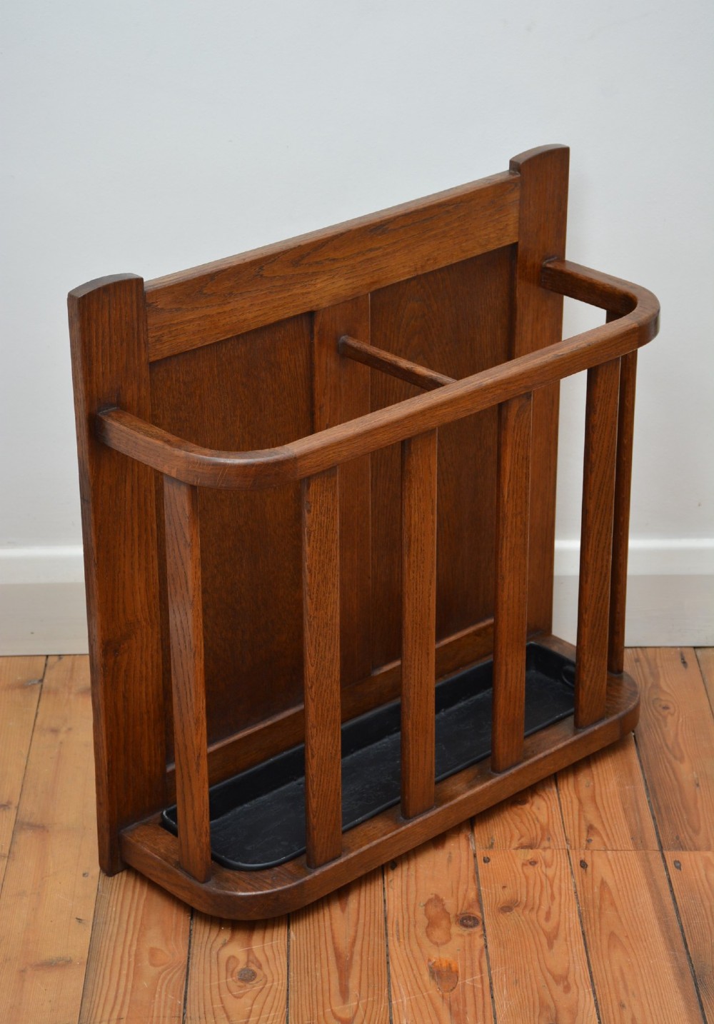 Country House Umbrella Stand in Oak View III