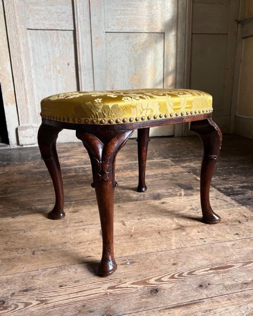A RARE 18TH CENTURY WALNUT STOOL C1720 - ADDITIONAL PHOTO 4