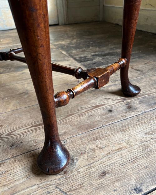 A WELL DRAWN 18TH CENTURY WALNUT STOOL C1730 - ADDITIONAL PHOTO 8