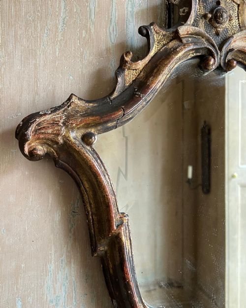 A PAIR OF 18TH CENTURY ITALIAN WALL MIRRORS - ADDITIONAL PHOTO 2