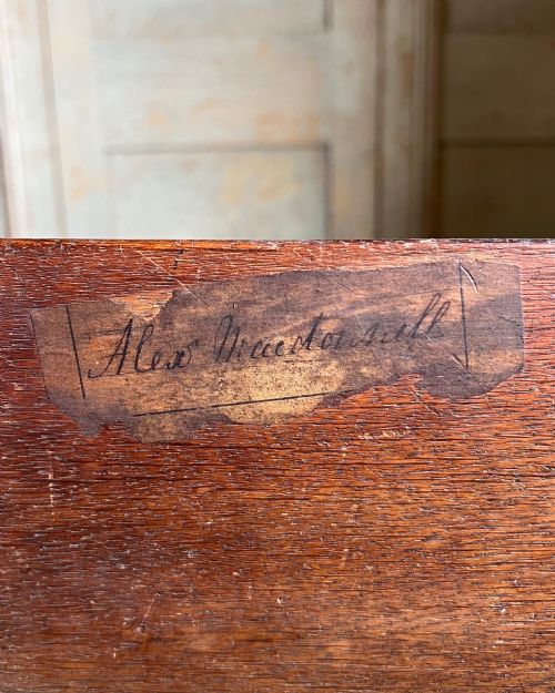AN EARLY 18TH CENTURY WALNUT SIDE TABLE C1720 - ADDITIONAL PHOTO 4