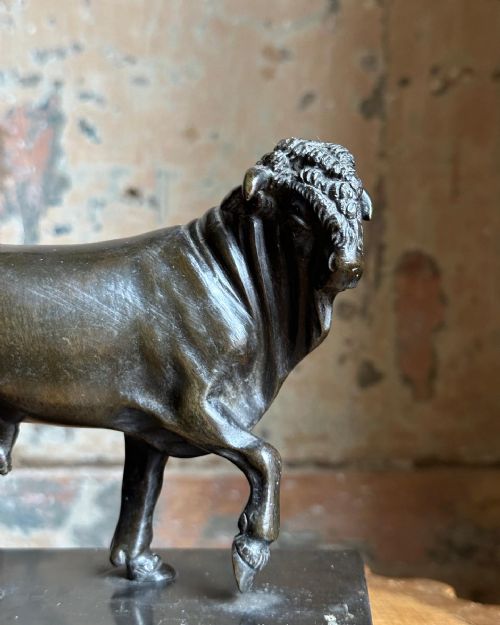 AFTER GIAMBOLOGNA 15291608 A 17TH CENTURY BRONZE PACING BULL - ADDITIONAL PHOTO 1
