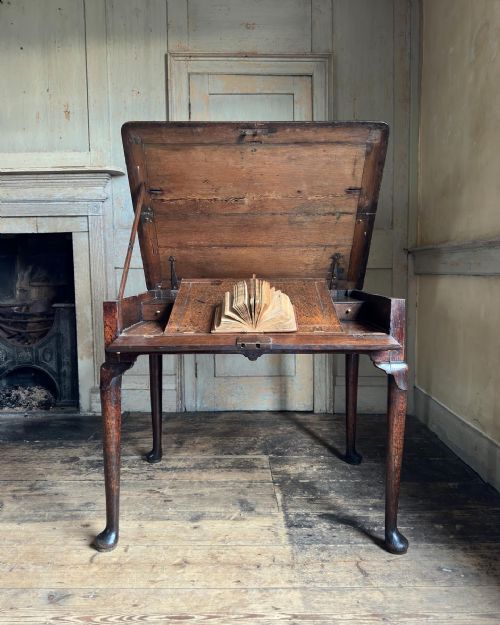 AN 18TH CENTURY OAK ARCHITECTS TABLE C1740 - ADDITIONAL PHOTO 1
