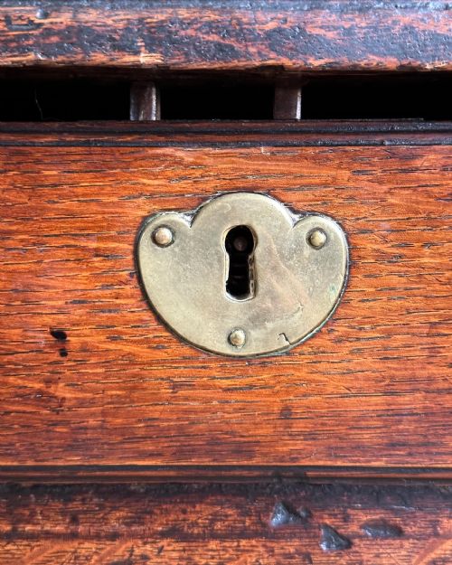 AN 18TH CENTURY OAK ARCHITECTS TABLE C1740 - ADDITIONAL PHOTO 4