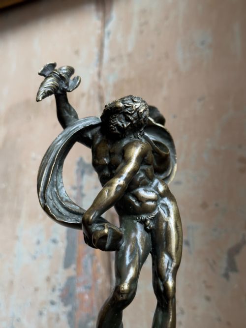 A RARE 18TH CENTURY ITALIAN BRONZE FIGURE OF JUPITER - ADDITIONAL PHOTO 2