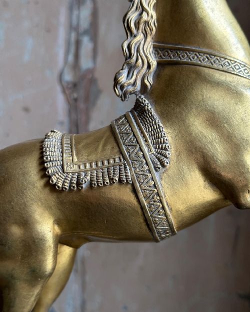 A FINE 18TH CENTURY FRENCH GILT BRONZE REARING HORSE - ADDITIONAL PHOTO 6