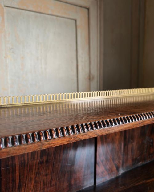 A WILLIAM IV PERIOD SIMULATED ROSEWOOD WATERFALL BOOKCASE C1830 - ADDITIONAL PHOTO 2