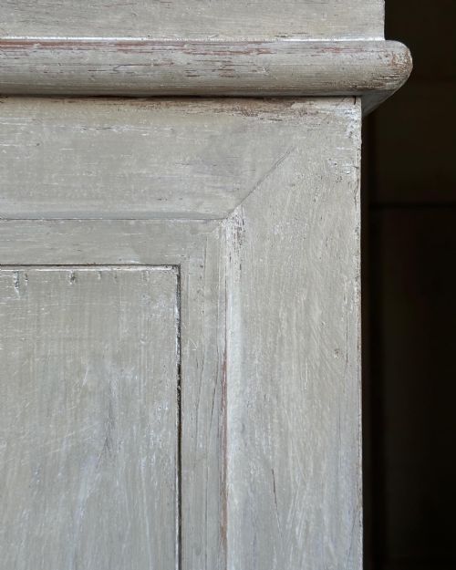 THE PISANI PEDESTAL - ADDITIONAL PHOTO 5