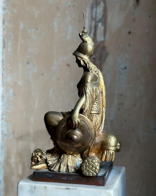 A PAIR OF 19TH CENTURY GILT BRONZE FIGURES OF MARS MINERVA - ADDITIONAL PHOTO 4