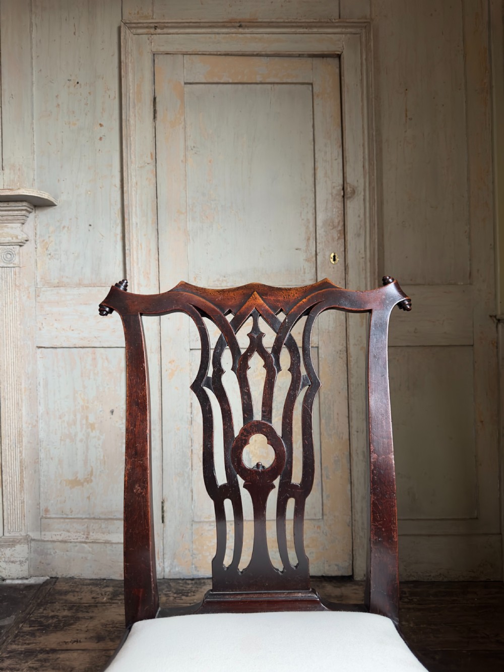 A pair of 18th century Chippendale mahogany side chairs, c.1760 View VII
