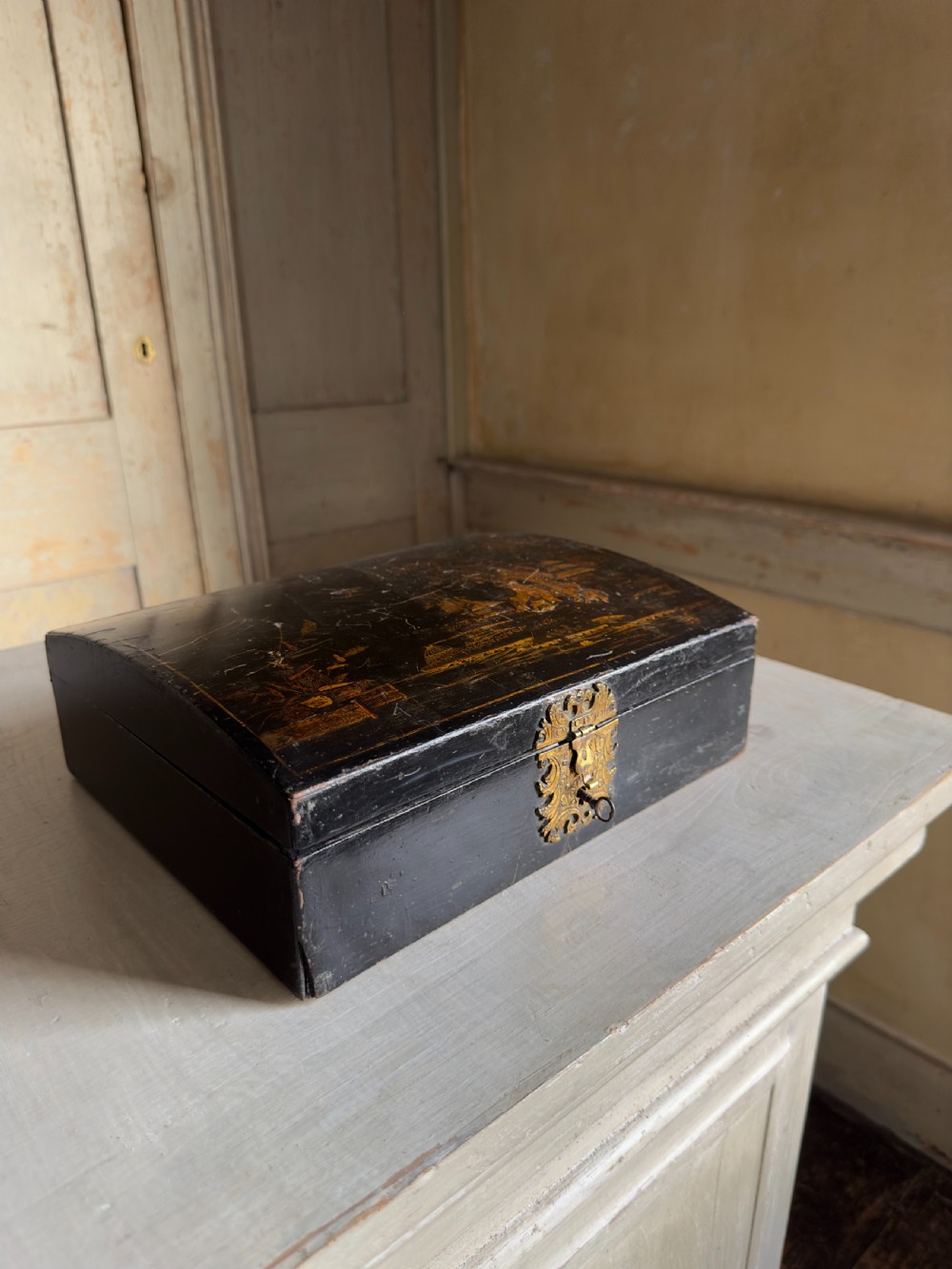 An early 18th century japanned writing box View VIII