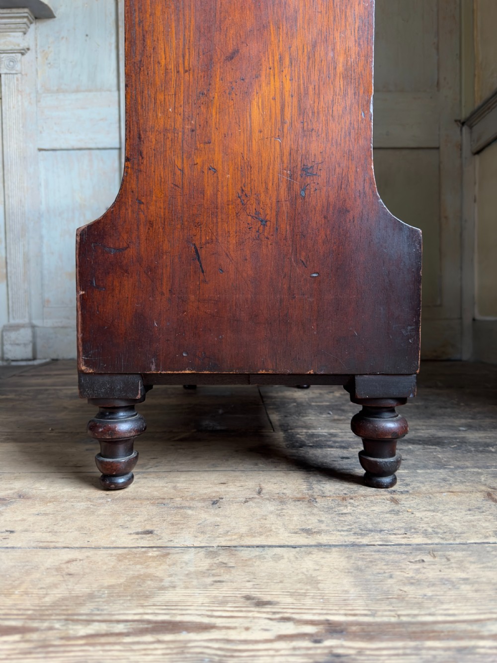 A Georgian mahogany dwarf ‘waterfall’ bookcase, c.1830 View II