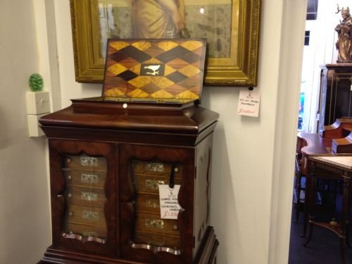 Stunning Victorian Mahogany Collectors Cabinet