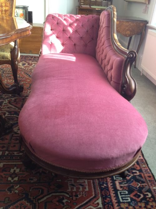 Victorian Mahogany Chaise lounge / Day Bed View II