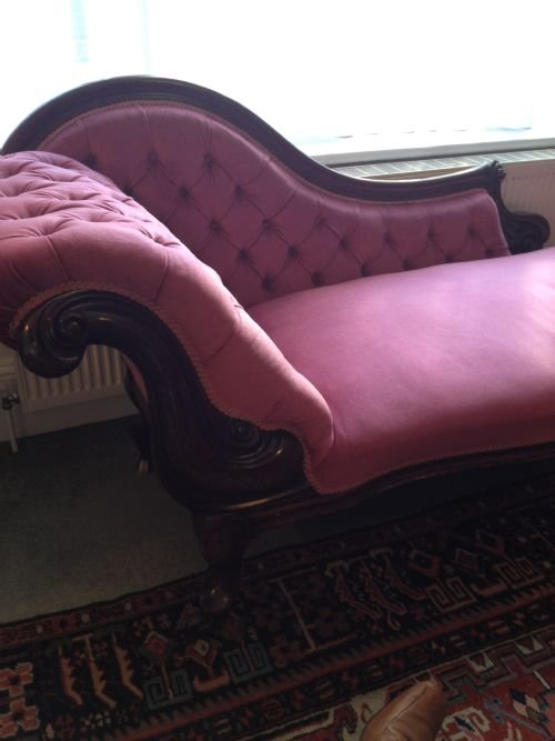 Victorian Mahogany Chaise lounge / Day Bed View III