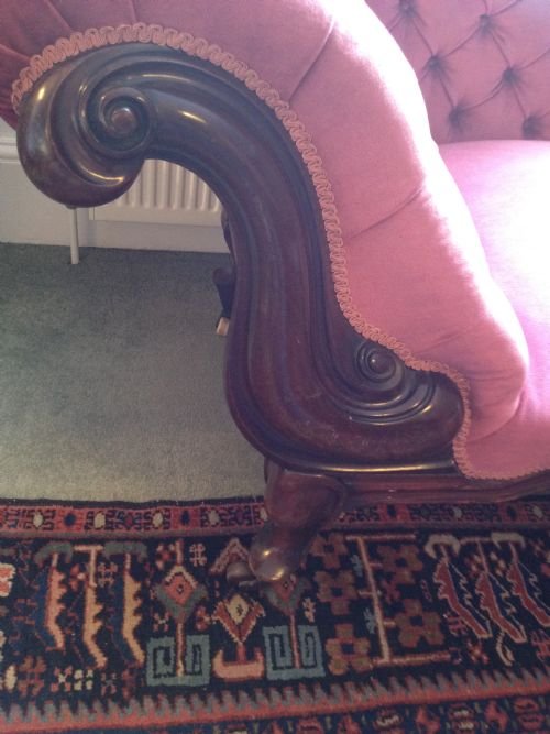 Victorian Mahogany Chaise lounge / Day Bed View IV