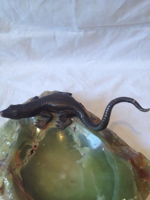 BRONZE LIZARD ONYX TRAY View II