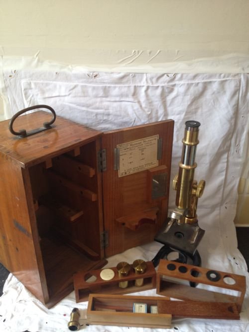 Boxed Antique Microscope Maker E.leitz