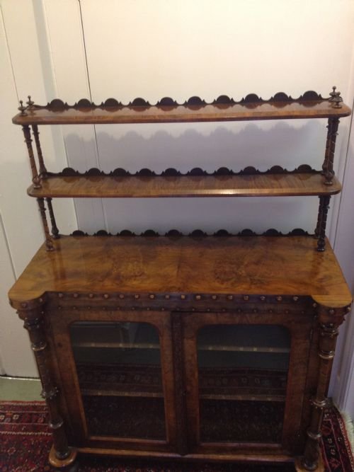 FABULOUS QUALITY VICTORIAN WALNUT CHIFFONIER View IV