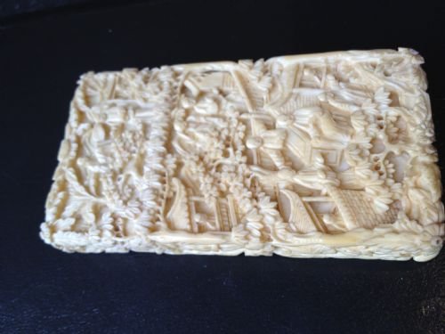 CHINESE (CANTONESE ) IVORY CARD CASE View V