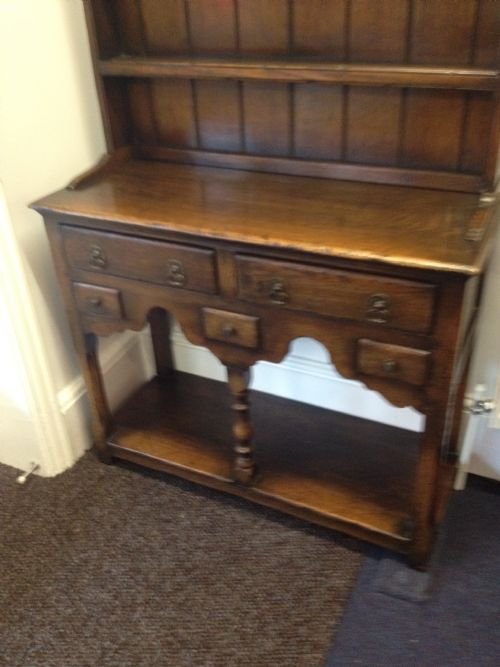 fig 1. TINY COTTAGE SIZED SOLID OAK DRESSER