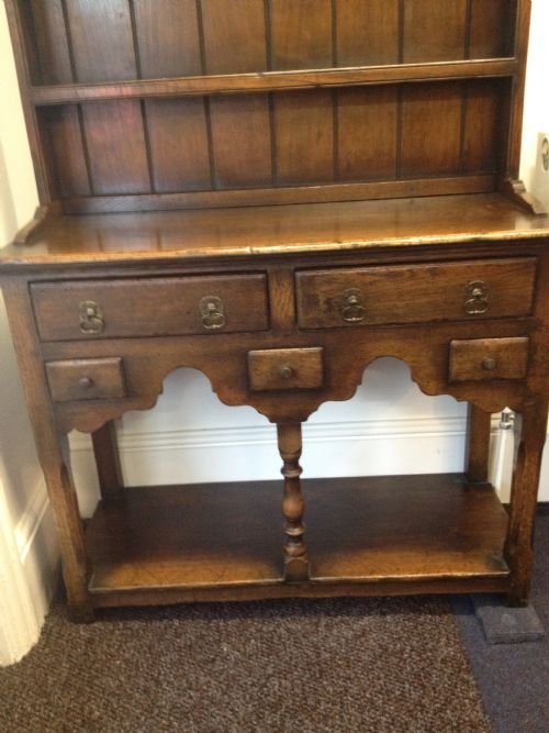 TINY COTTAGE SIZED SOLID OAK DRESSER View V