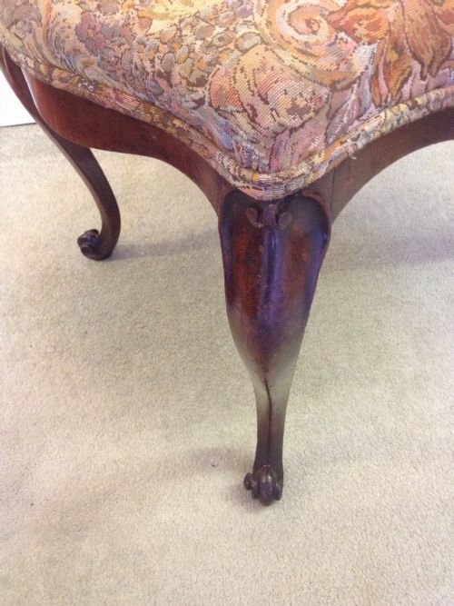 VICTORIAN WALNUT CABRIOLE LEG SERPENTINE STOOL View III