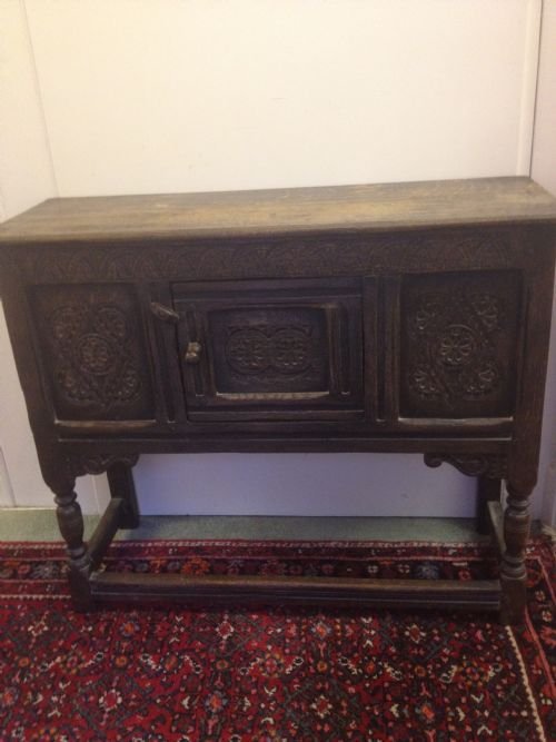 17th CENTURY STYLE OAK HALL CUPBOARD View II